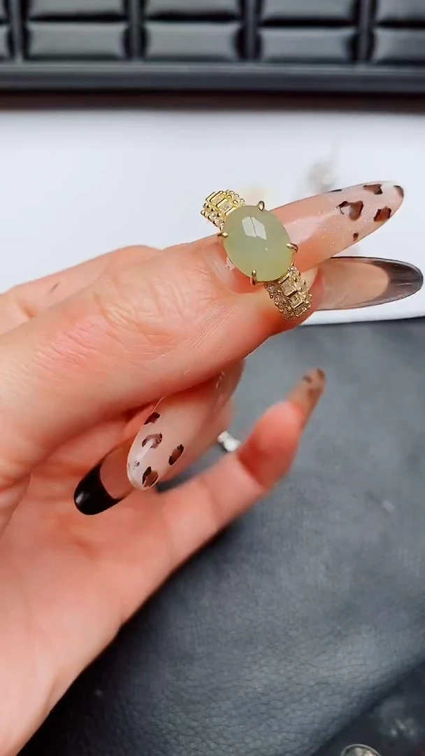 银S925镶嵌戒指翡翠...