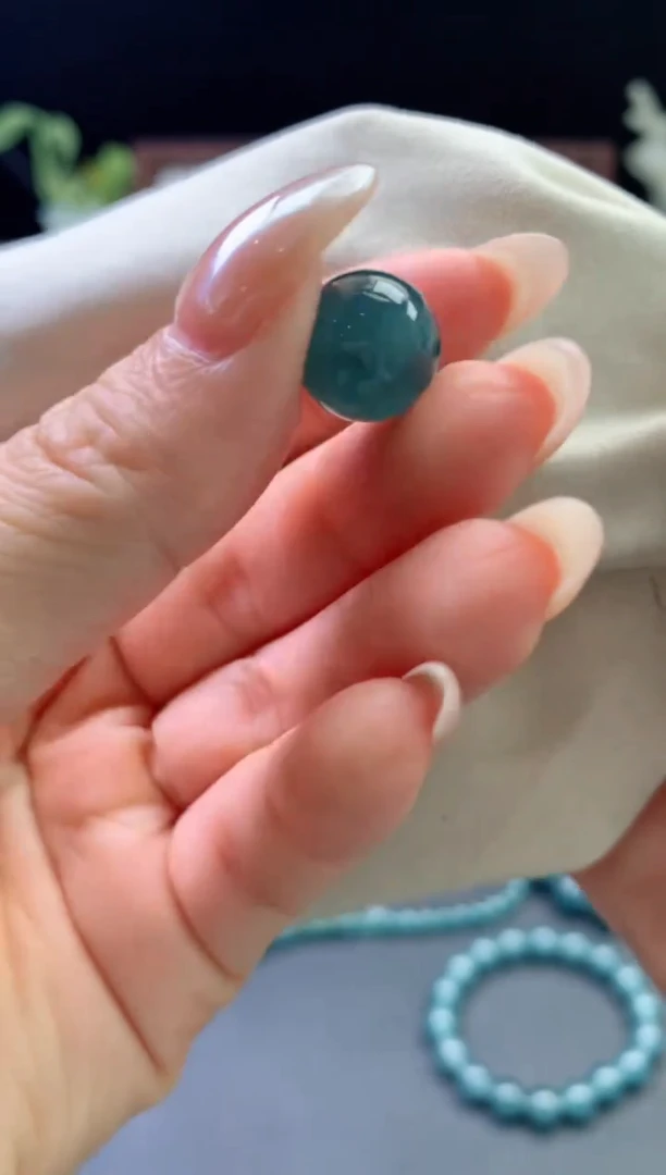 翡翠未镶嵌颈饰0499552175
