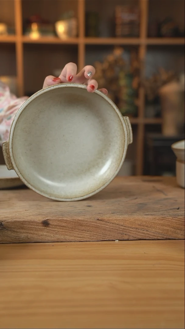 奶奶系列的8英寸双耳盘