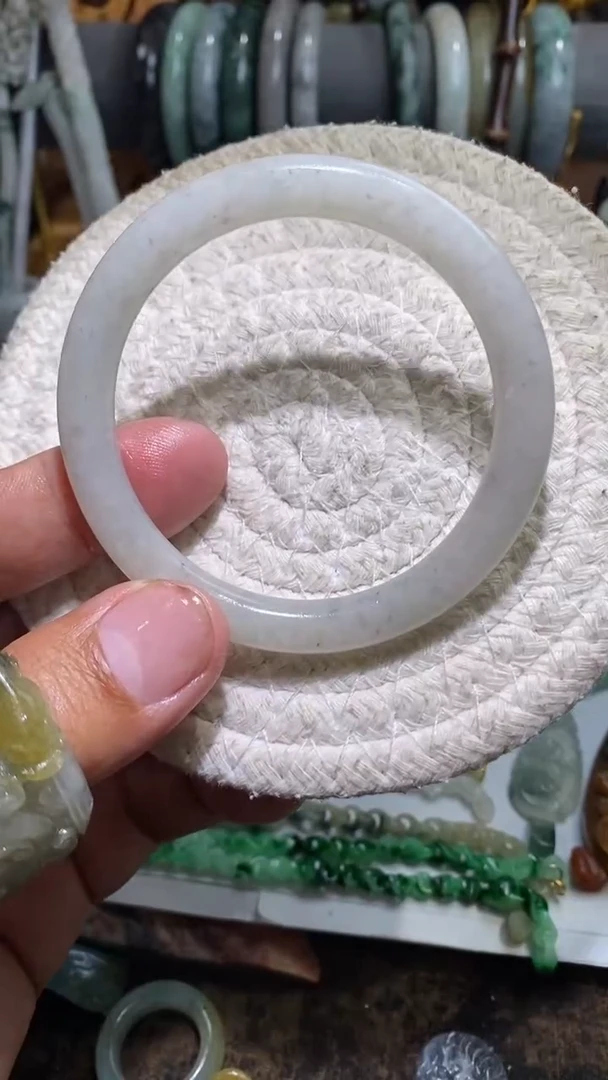 未镶嵌挂件翡翠翡翠