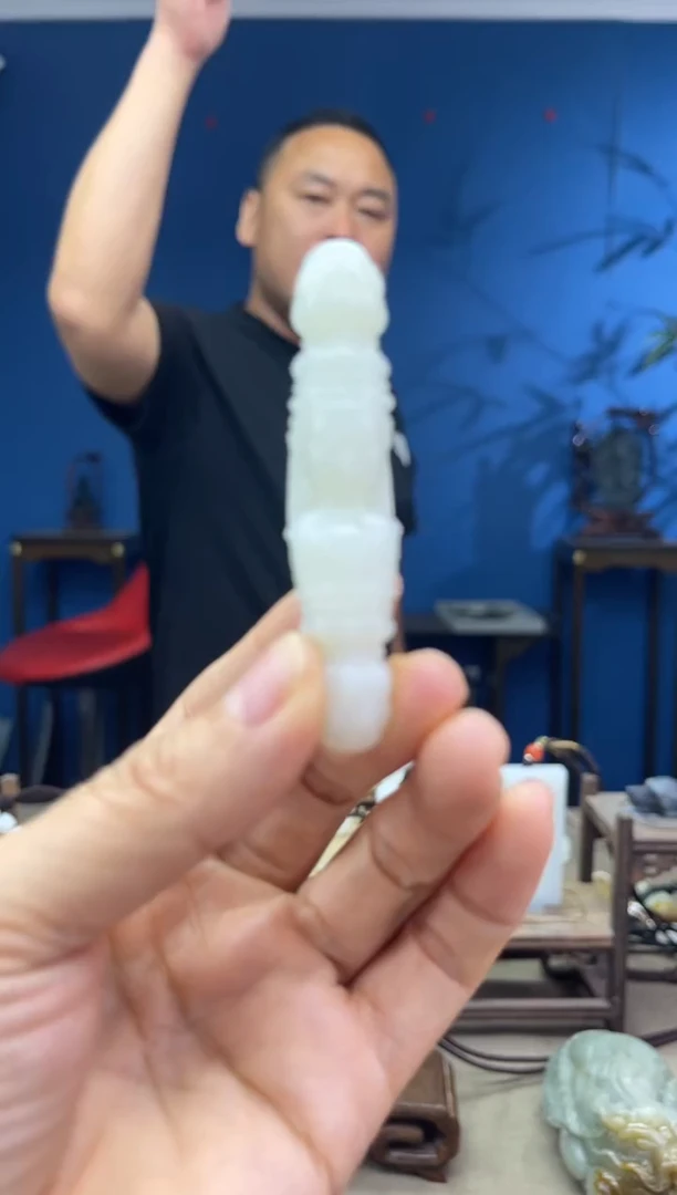 和田玉未镶嵌颈饰1