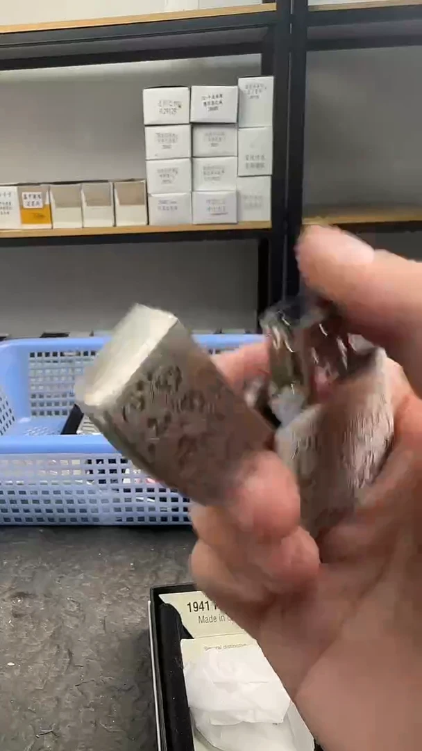 铜zippo打火机唐草