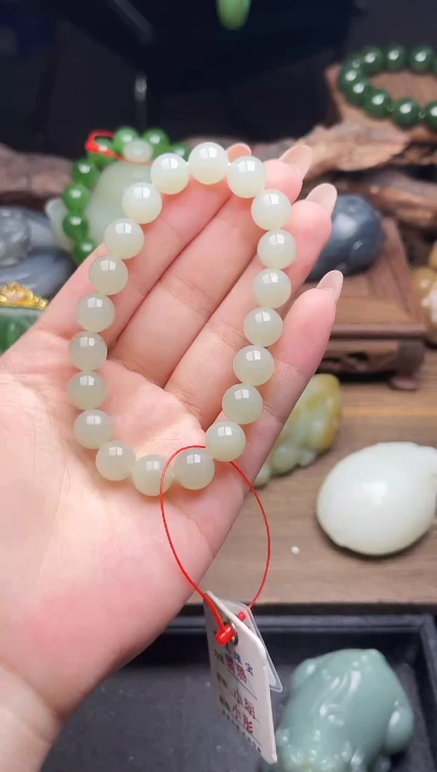 未镶嵌手串和田玉卡10且末青白 圆珠