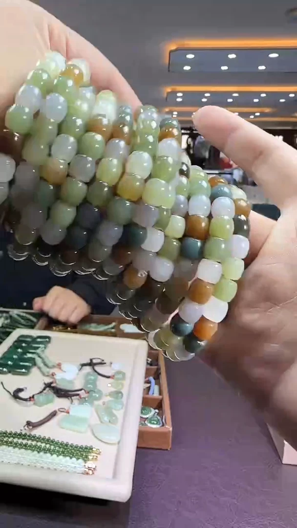 未镶嵌和田玉挂件【陆1210】16 7021 多样性发其一