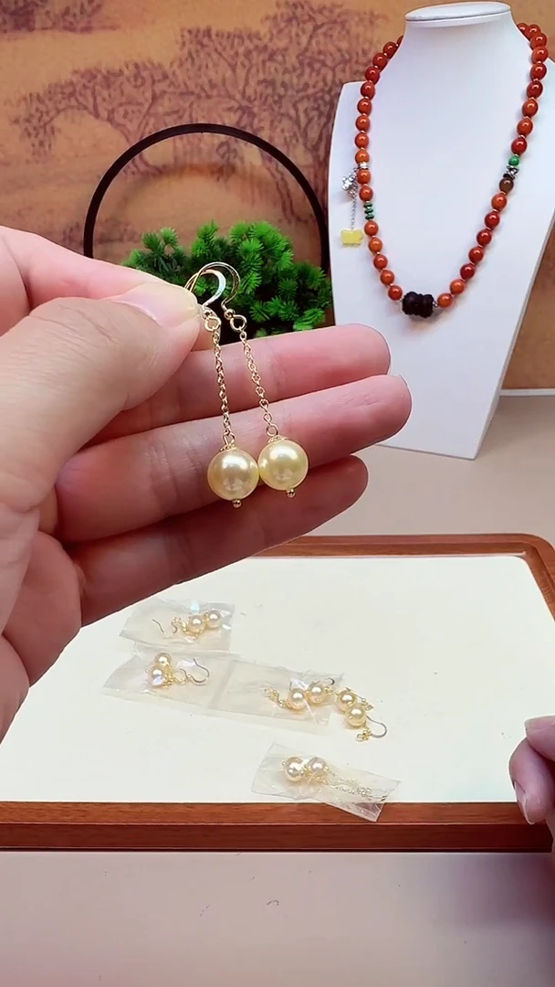 14K金镶嵌耳饰淡水珍珠E125