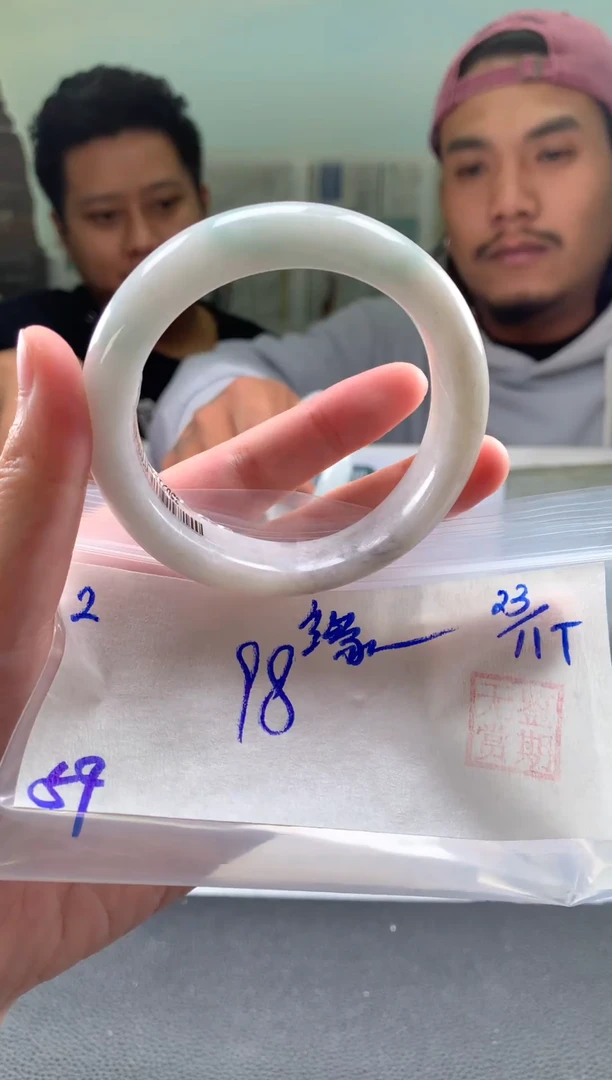 未镶嵌手镯翡翠缘****?翡翠手镯 下单联系小耳机#2