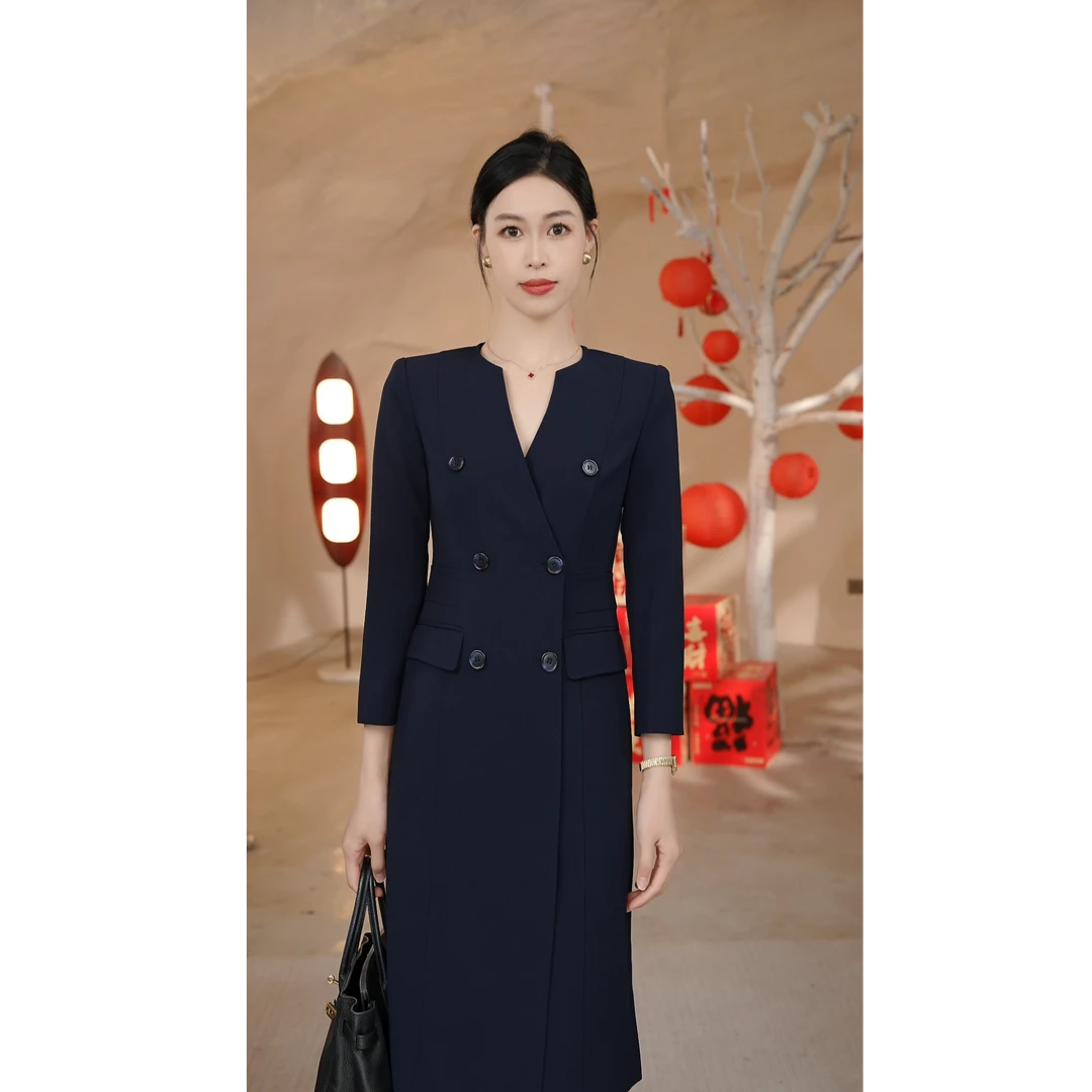 Ann春装2025年新款西装连衣裙女气质优雅收腰显瘦V领连衣裙高级感