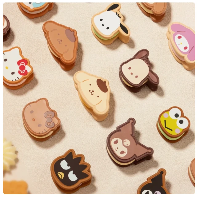 【云朵】三丽鸥家族夹心饼干系列盲袋糖果粒公仔创意礼物潮玩手办