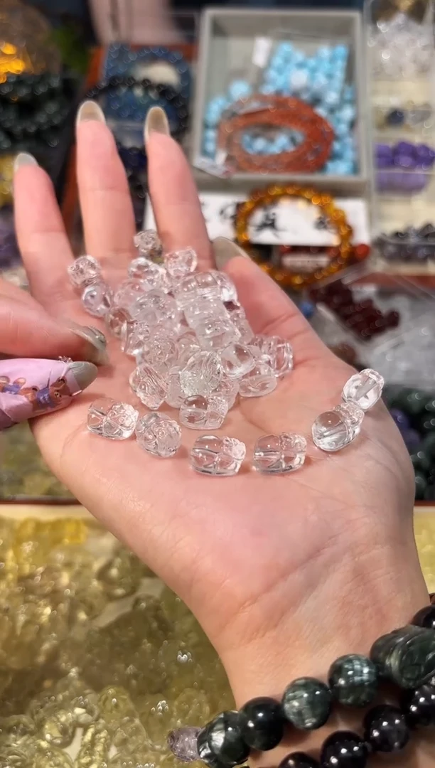 【闪购商品】水晶手链未镶嵌白水晶貔貅一个宽卡9