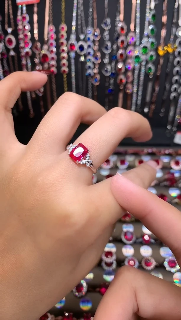 【闪购商品】红宝石戒指银S925镶嵌银色