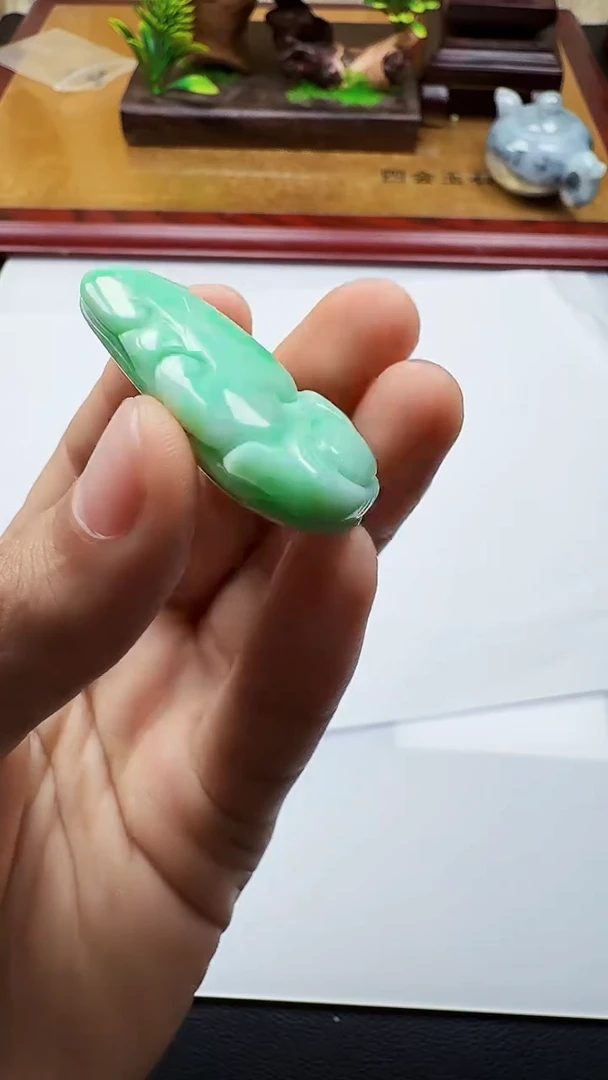 吊坠(不含链)未镶嵌翡翠1