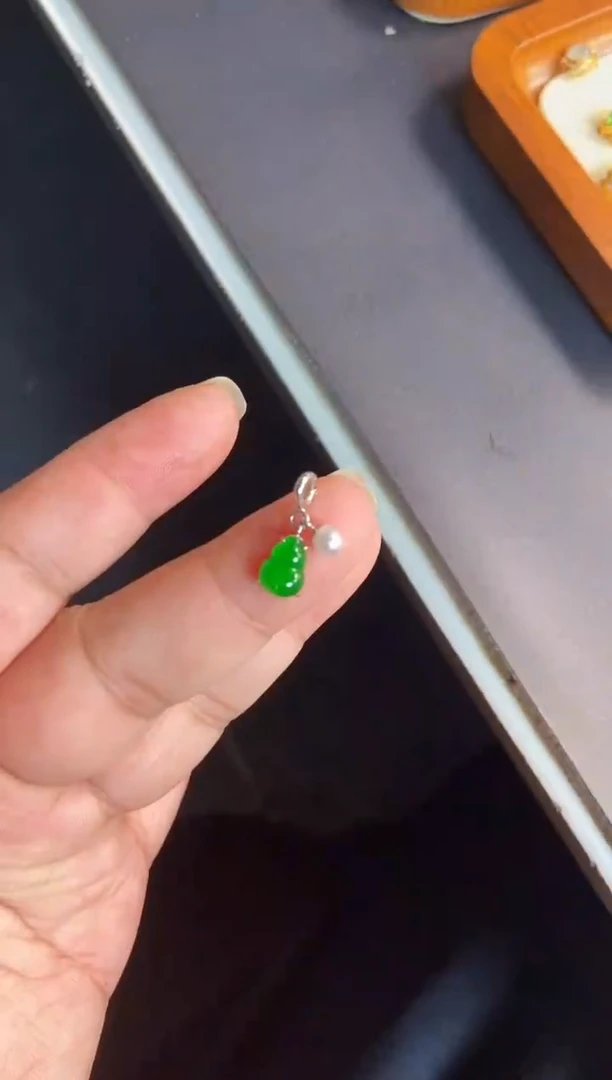 吊坠(不含链)银S925镶嵌翡翠1