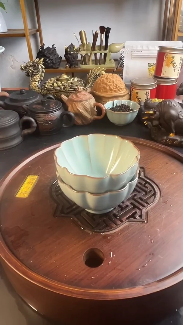 汝窑开片花口被一对