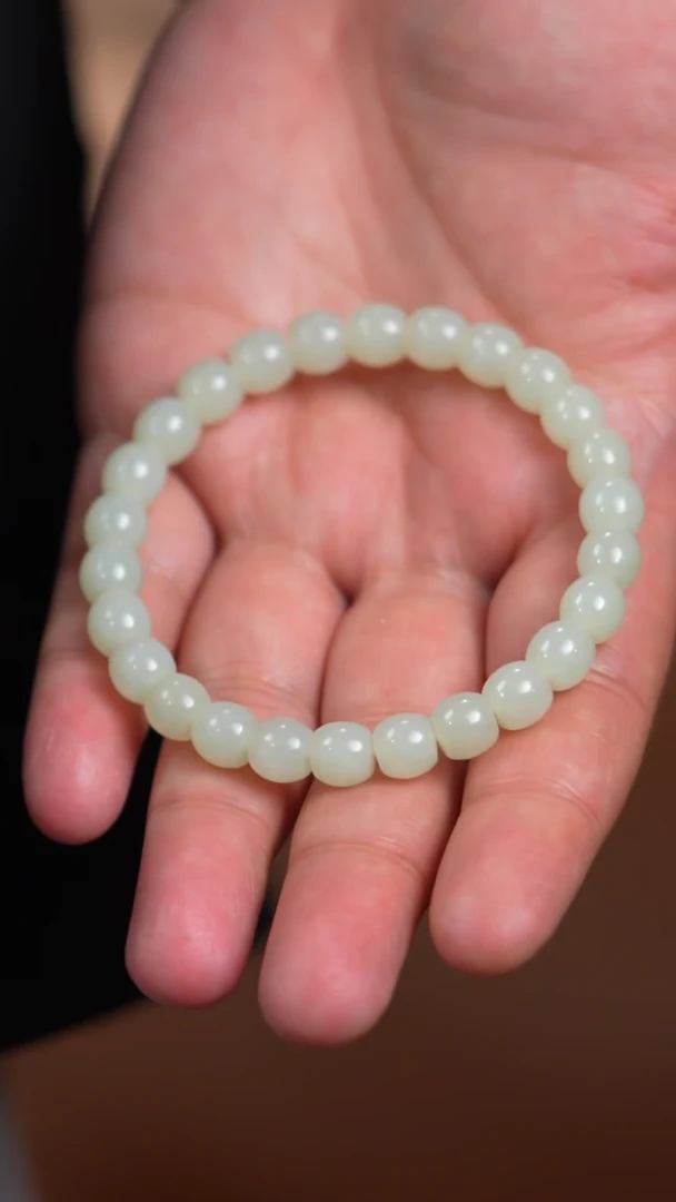 手串未镶嵌和田玉8mm且末金山料