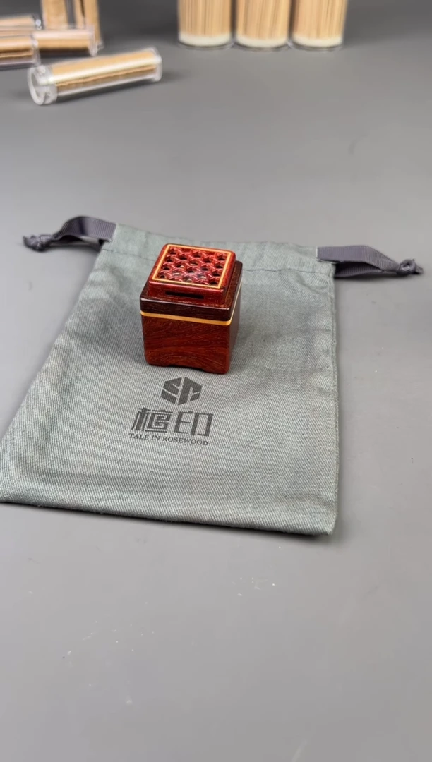 檀香紫檀（小叶紫檀）把件印度小叶紫檀 香盒