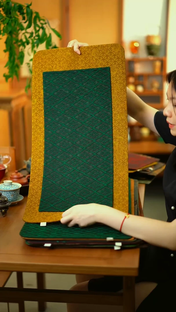 大秋香加小黛绮