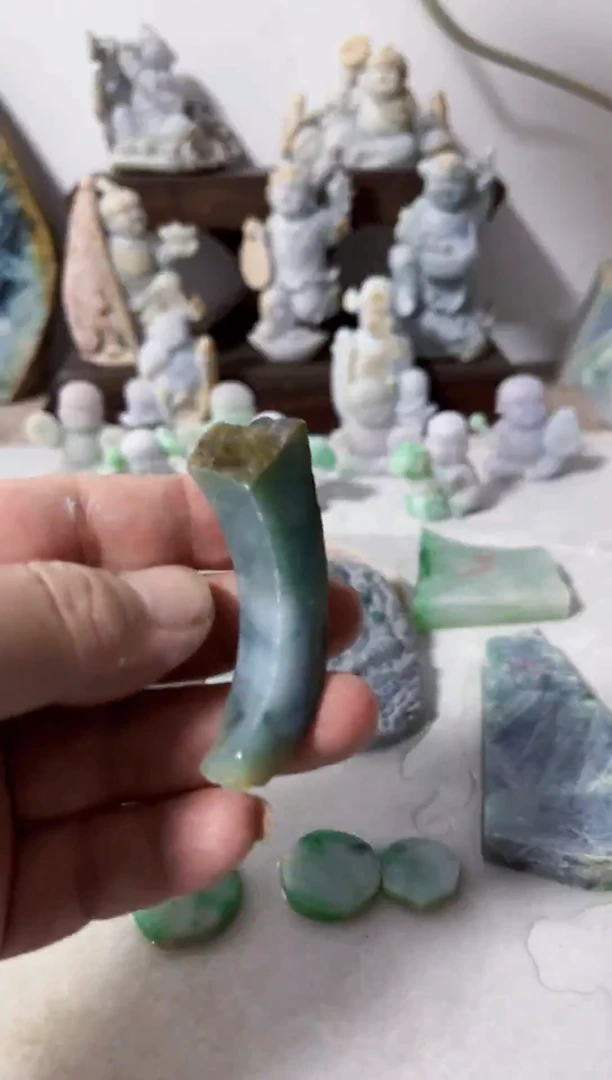 【闪购商品】翡翠吊坠(不含链)未镶嵌A1130