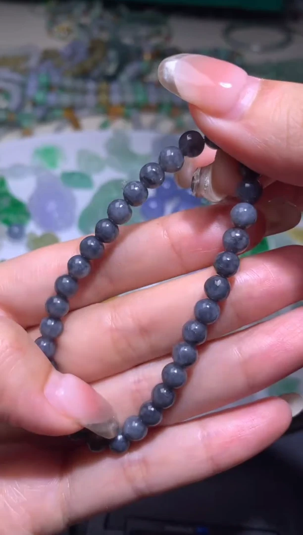 未镶嵌定制翡翠毛货