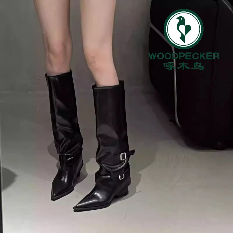 啄木鸟复古粗跟裤筒靴尖头靴长靴女2025新款黑色堆堆靴长筒骑士靴