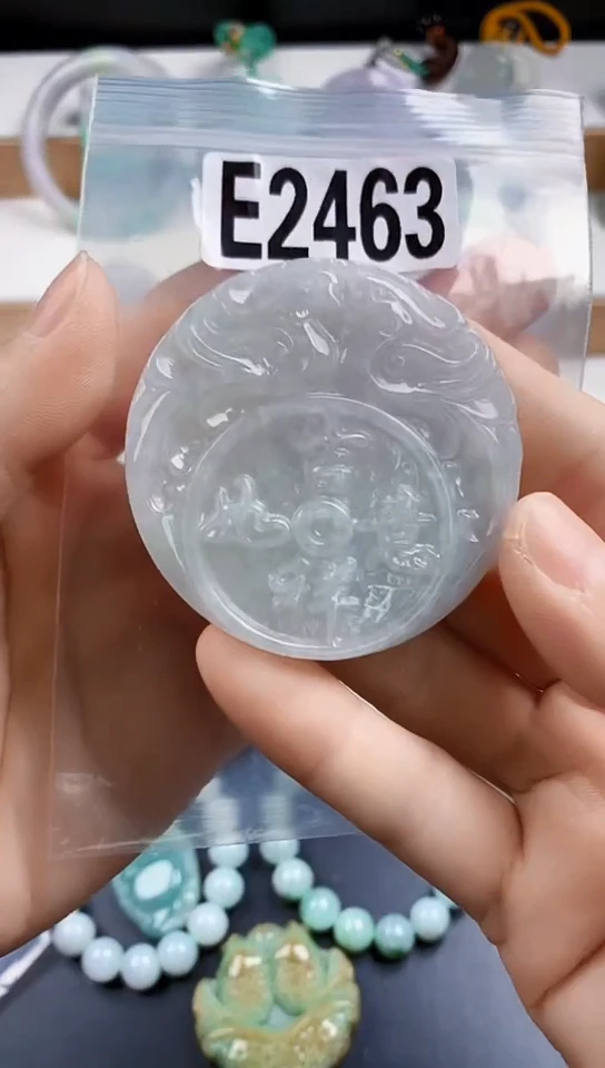 颈饰未镶嵌翡翠天然翡翠吊坠挂件