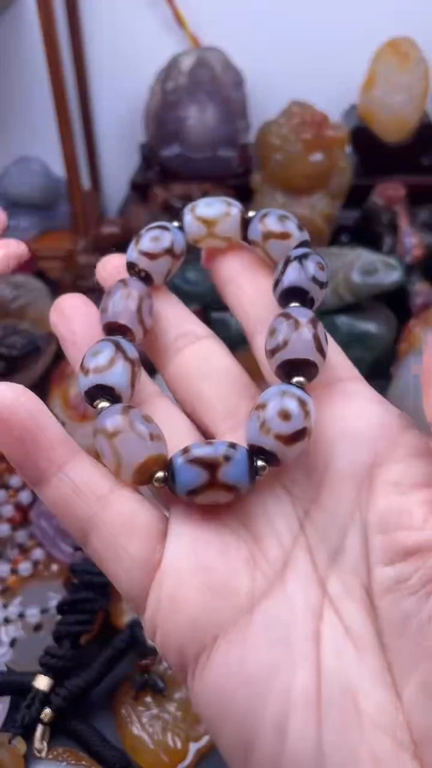 玛瑙/玉髓颈饰未镶嵌AA