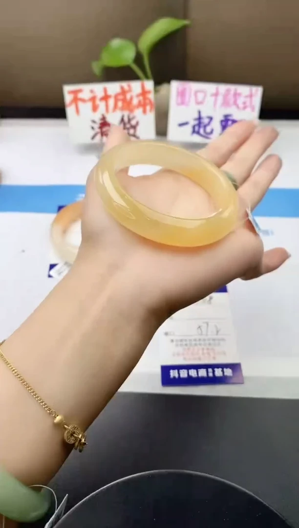 未镶嵌手镯石英质玉j108-HB多样性发货57+