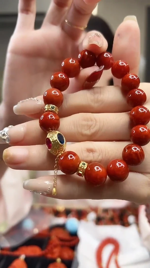 未镶嵌圆珠手串南红玛瑙涟**锦11mm/18K金设计款