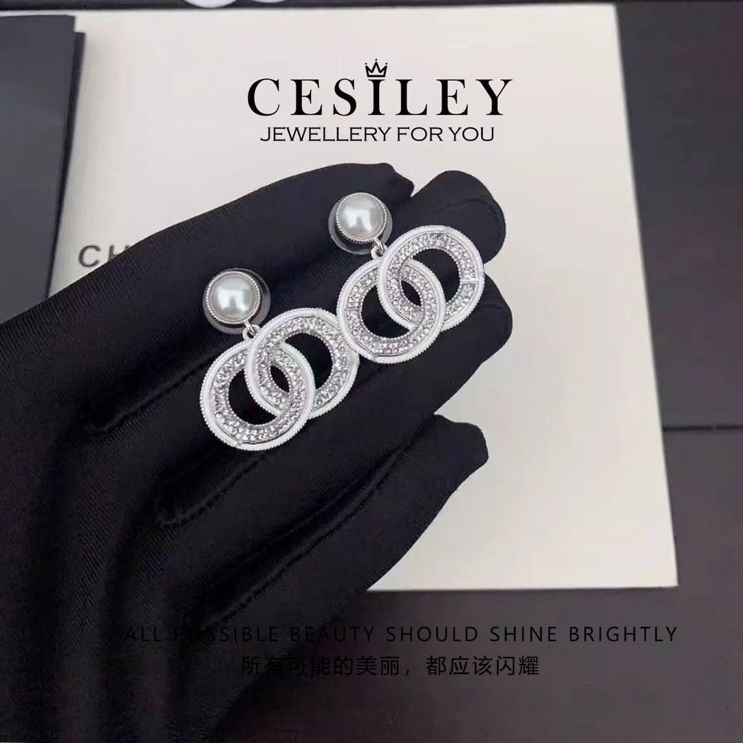 铜合金耳饰 经典满钻字母珠珠耳钉DTA1167