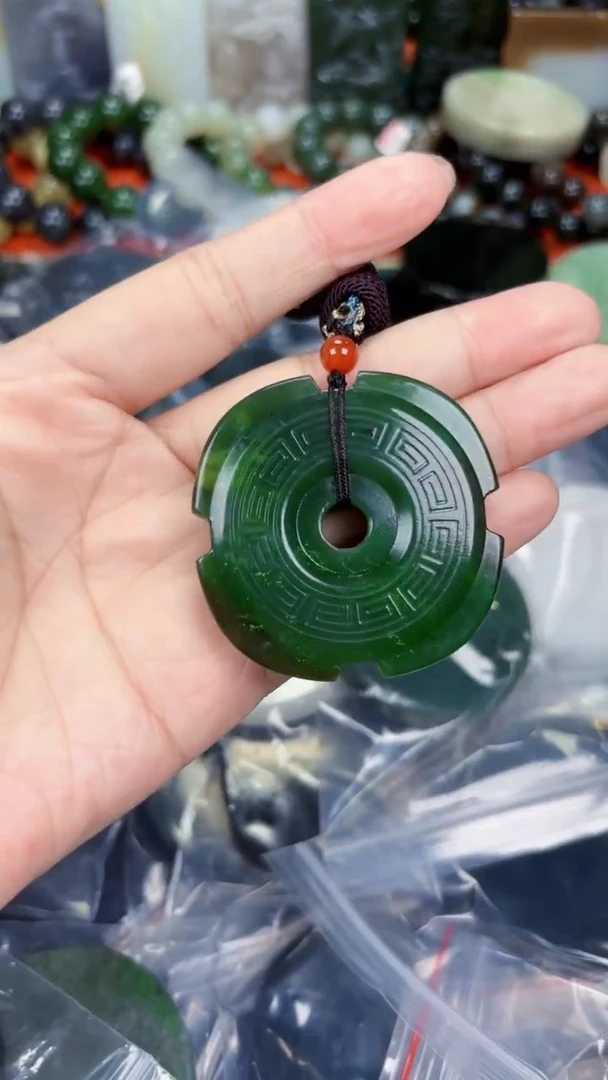 颈饰未镶嵌和田玉和田玉