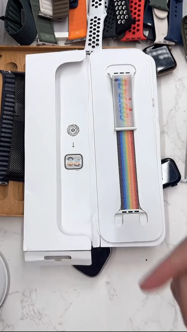 准新品大表盘 彩虹尼龙 22年