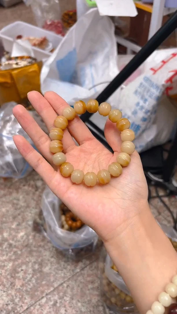 吊坠菩提根/象牙果混色汉堡单圈颜色随机一条