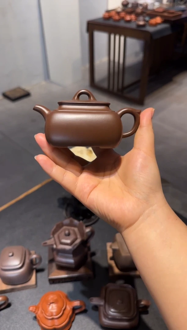 茶壶紫砂森**马长四方 紫砂壶