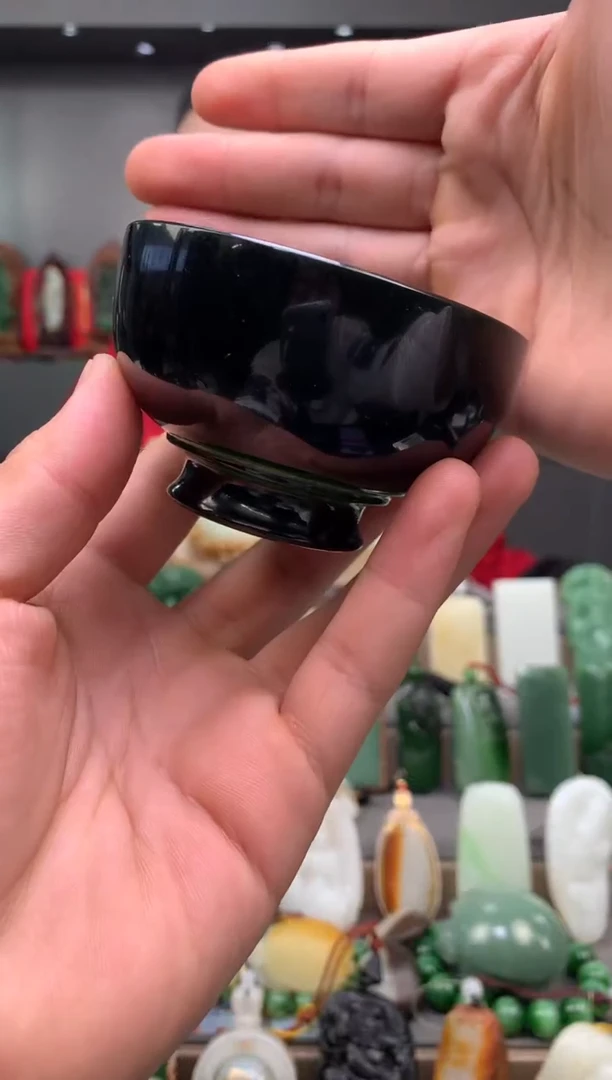 【闪购商品】和田玉把件未镶嵌茶碗