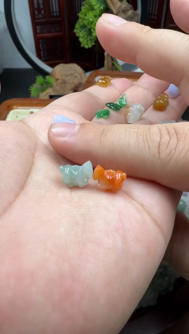 颈饰未镶嵌翡翠J**e翡翠