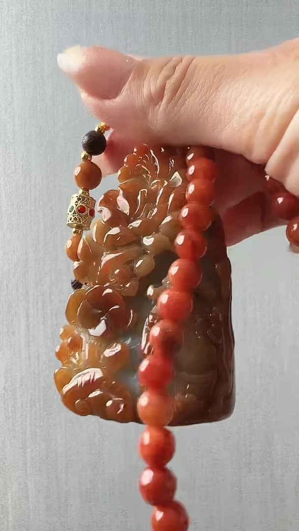 颈饰未镶嵌翡翠财神