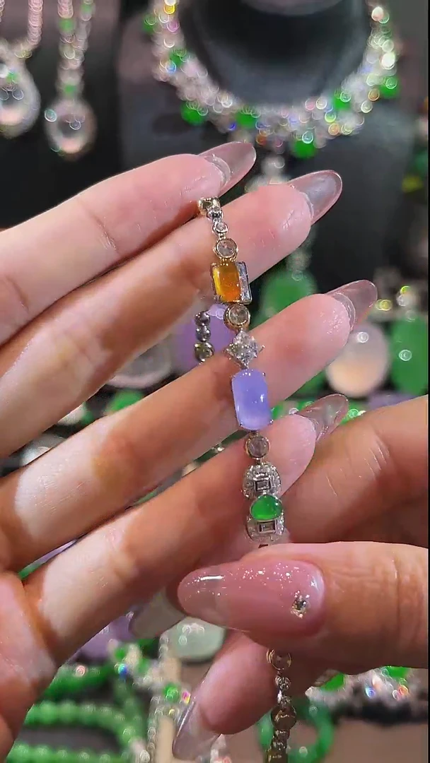 18K金镶嵌手链翡翠手链