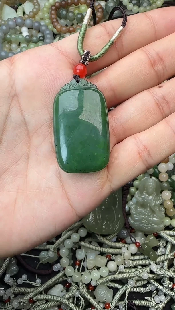 颈饰未镶嵌和田玉拍一发一