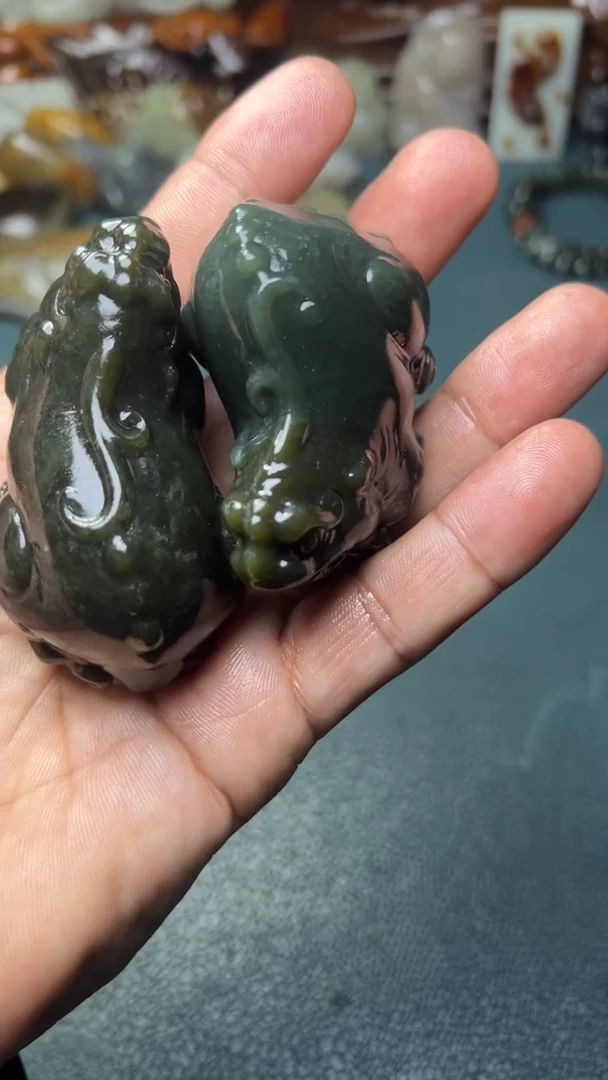 未镶嵌和田玉把件2