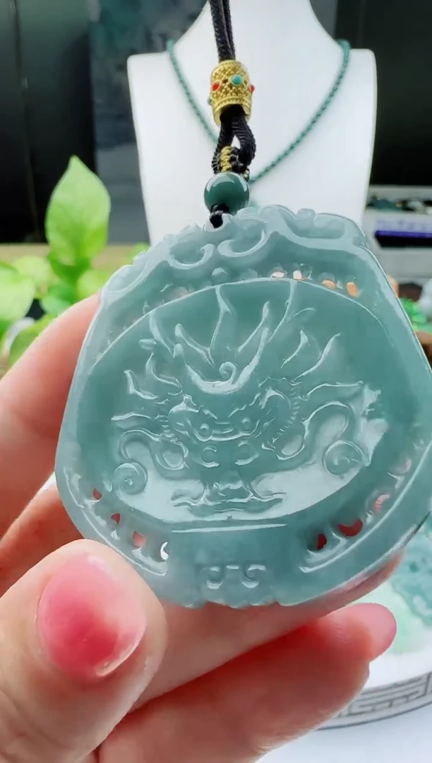 【闪购商品】翡翠颈饰未镶嵌多样性随机一件发货