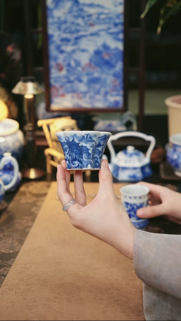 景琳藏山水阁楼花口杯