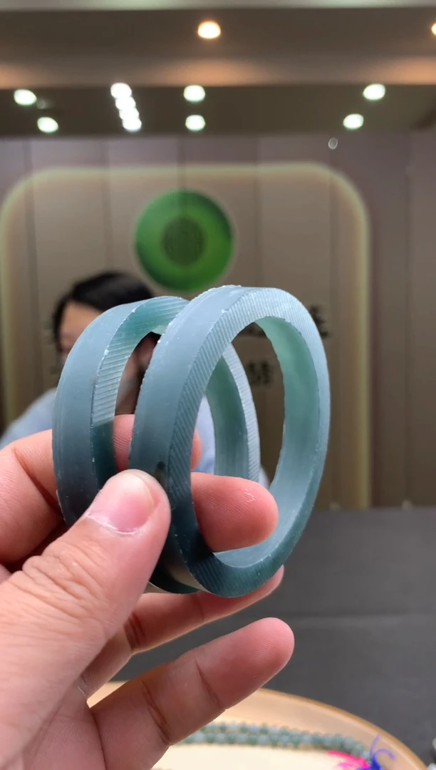 未镶嵌定制翡翠多样性发货（只发一件）*N33（最大圈口60）