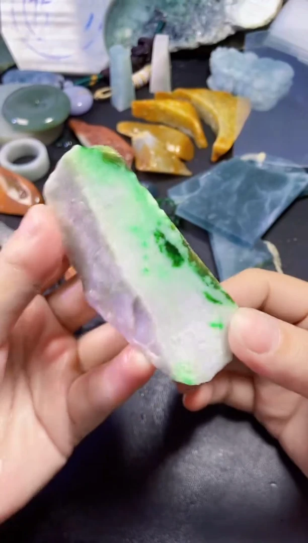 翡翠未镶嵌颈饰114天然翡翠