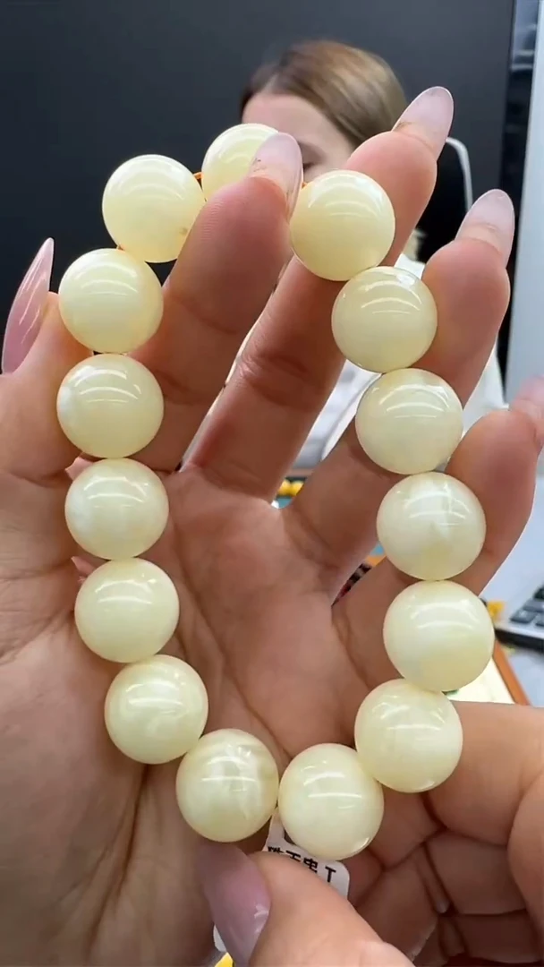 【闪购商品】琥珀手链未镶嵌573秒拍号