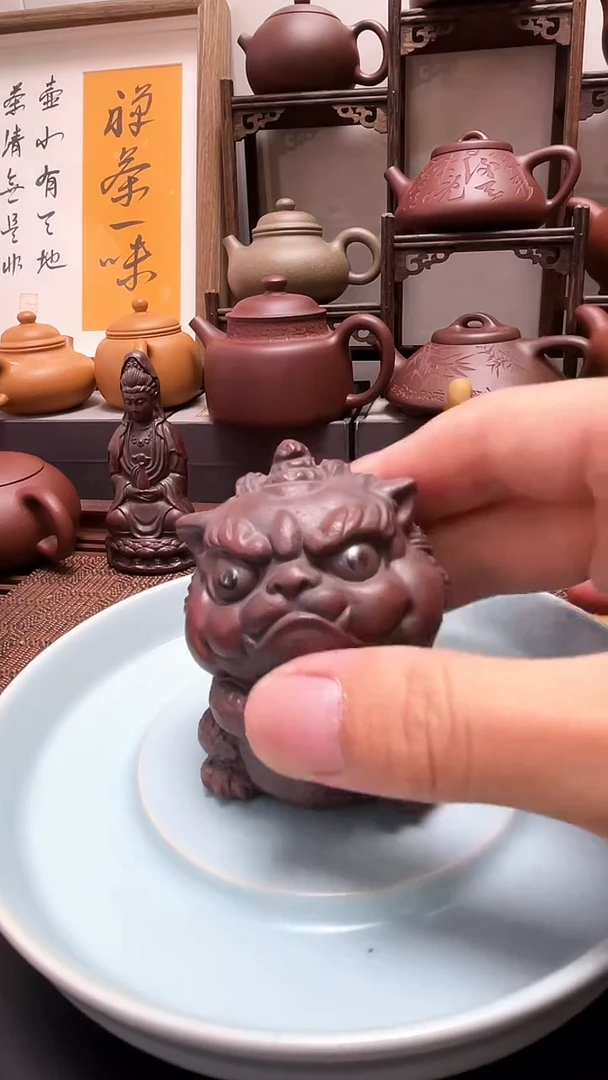 茶壶紫砂麒麟塑像