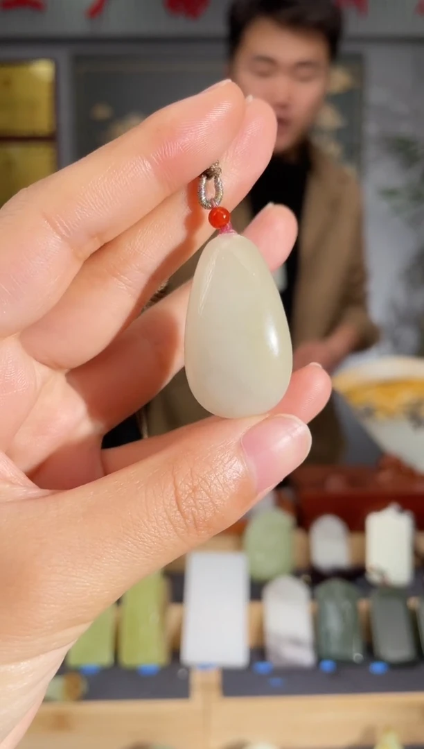 【闪购商品】和田玉颈饰未镶嵌拍一发一 多样性发货