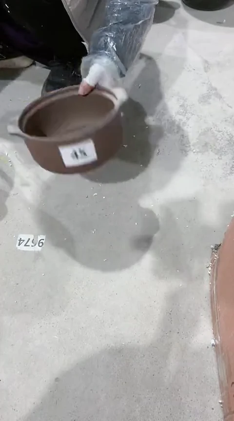 【闪购商品】45瑕疵不圆咖色锅，，，