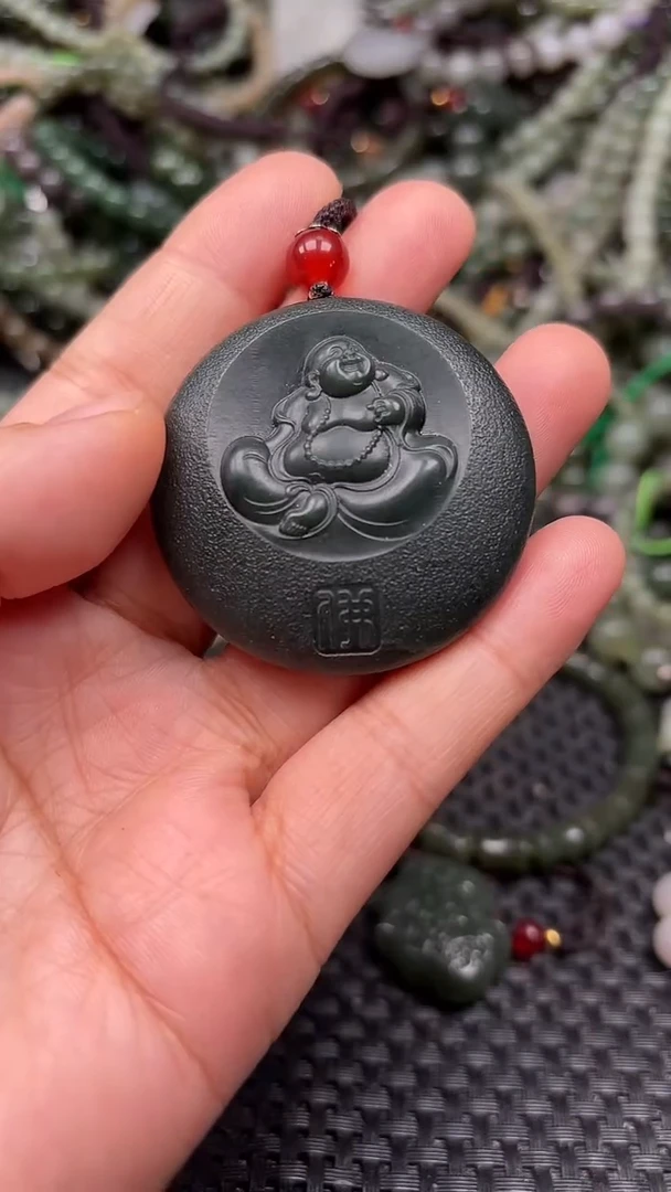 颈饰未镶嵌和田玉1