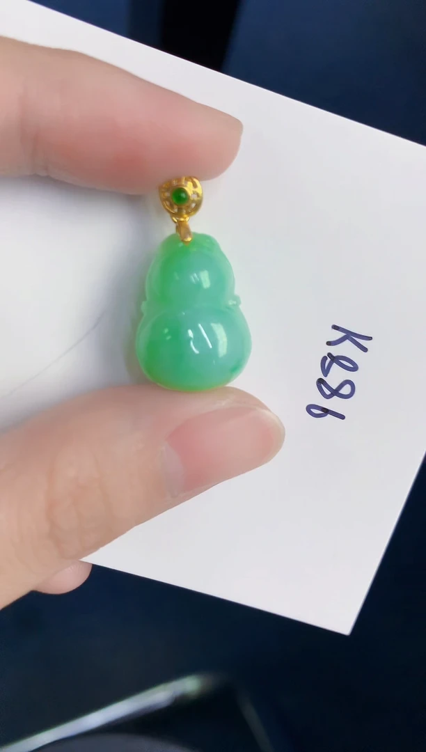 颈饰未镶嵌翡翠天然翡翠缅甸A货