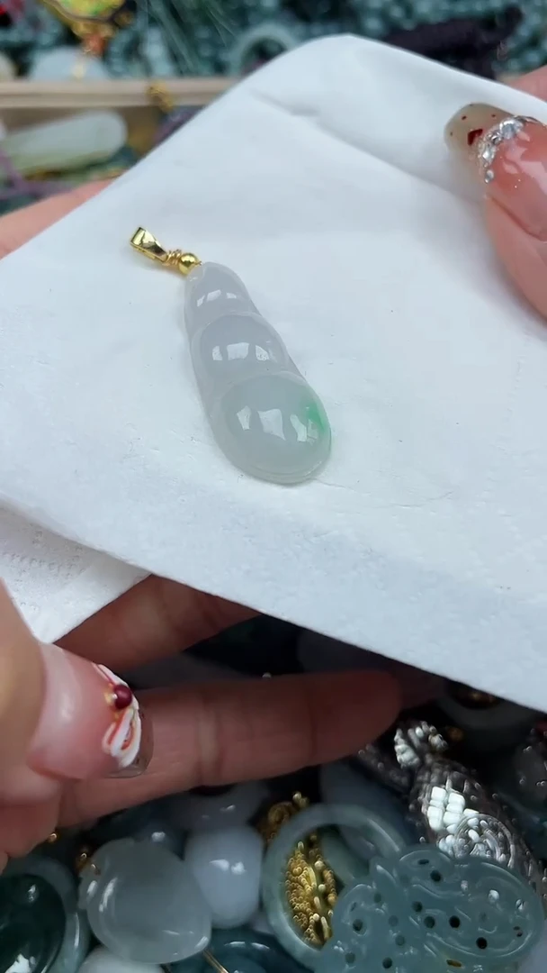 【闪购商品】翡翠颈饰未镶嵌闪购000多样性发其一