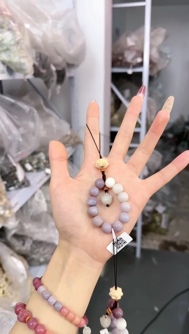 【闪购商品】菩提根/象牙果吊坠G-B054050